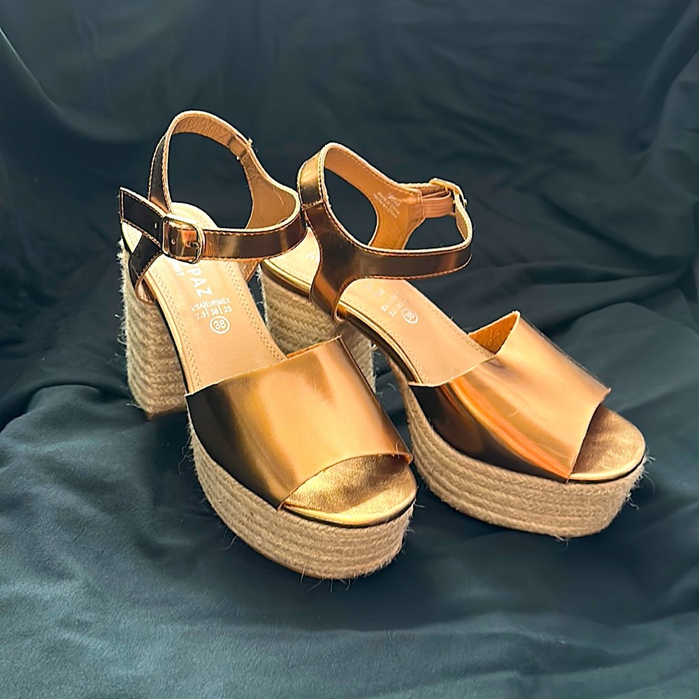 Bronze MaryPaz Buckle Strap Platform Sandals - US SIZE 7.5 / EUR SIZE 38